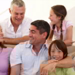 El Cuidado de los Nietos por los Abuelos: Beneficios y Límites