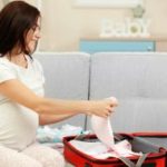 Qué llevar en la maleta del bebé para el hospital