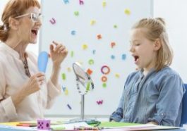 Rotacismo: Ejercicios para Ayudar a tu Hijo a Pronunciar la “R”