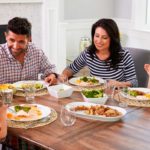 comer en familia reduce el estré