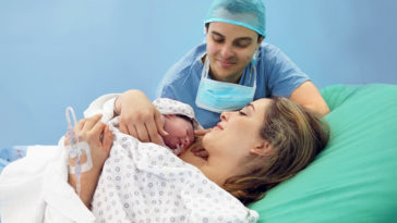 Isabeau Méndez comparte la historia de una mamá primeriza