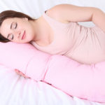 embarazo saludable mujer descansando