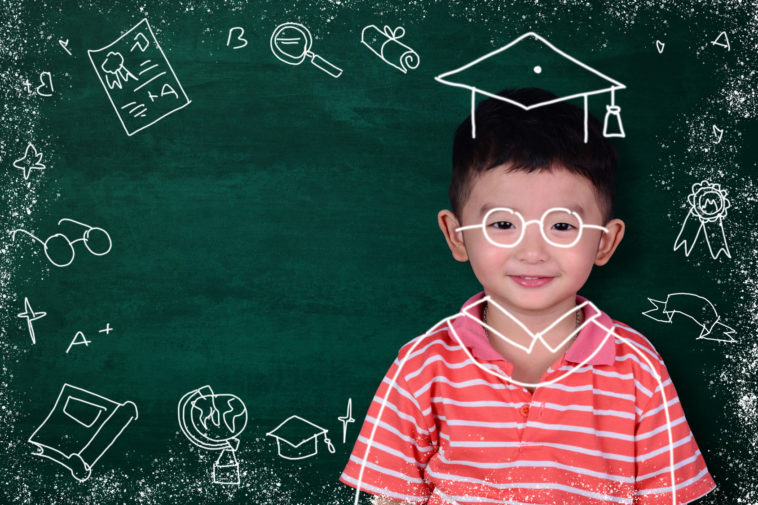 ¿Cómo ayudar a los hijos a tener éxito escolar?
