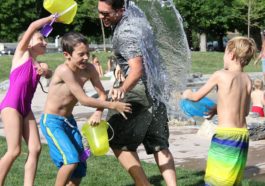 jugar con agua