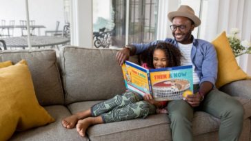 Cosas Que Puedes Hacer Para Celebrar el Día del Padre leer un libro