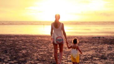 enseñarle a mi hija a amar su cuerpo