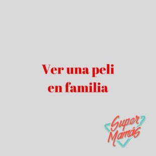 ver una peli en familia