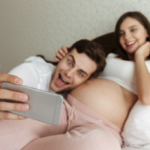 5 Fases De Estar En Cuarentena Con Tu Pareja