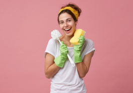 Trucos para limpiar y desinfectar el baño limpiando