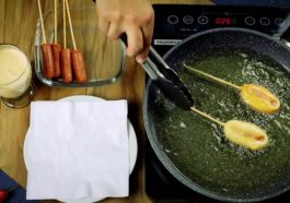 Receta corndog casero crujiente - perrito caliente rebozado estilo feria
