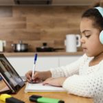 Niños regresando a clases después de la pandemia