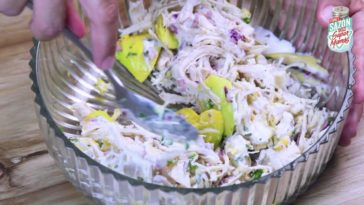 Receta aguacate pollo saludable - plato nutritivo fácil hogar