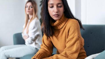 señales que indican que una persona no es realmente tu amiga