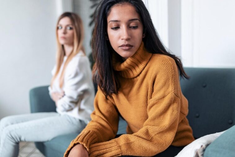 señales que indican que una persona no es realmente tu amiga