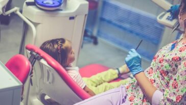 Higiene dental infantil temprana - guía padres hábitos bucales niños