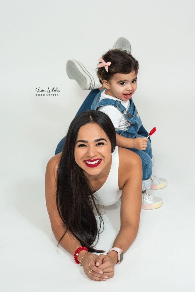cuidado dental infantil mamá Leribeth Solís con odontopediatra