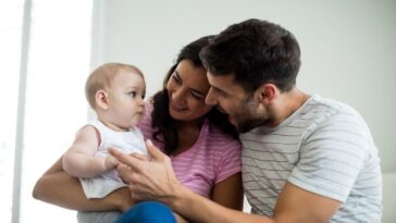 Intimidad después del bebé: Cómo reconectar con tu pareja en la nueva etapa de padres primerizos