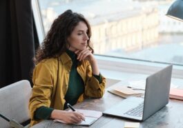 Reincorporación laboral exitosa: Guía para madres que regresan al trabajo después de la crianza