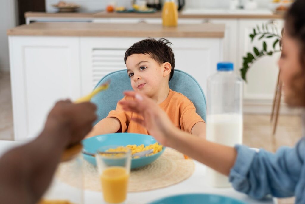 El Hábito Que Mi Hijo Coma En La Mesa