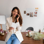 generar contenido y crear relevancia de tu negocio-mujer emprendedora
