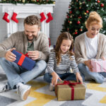 intercambio de regalos en familia navidad