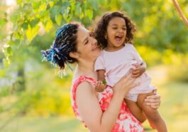 Maternidad plural: celebrando la diversidad familiar del siglo XXI