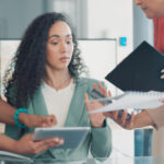 Manejar Trabajo y Maternidad con Tecnología y Estrategias Avanzadas