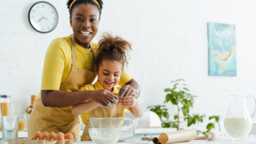 barriga de los niños supermamas mama e hija